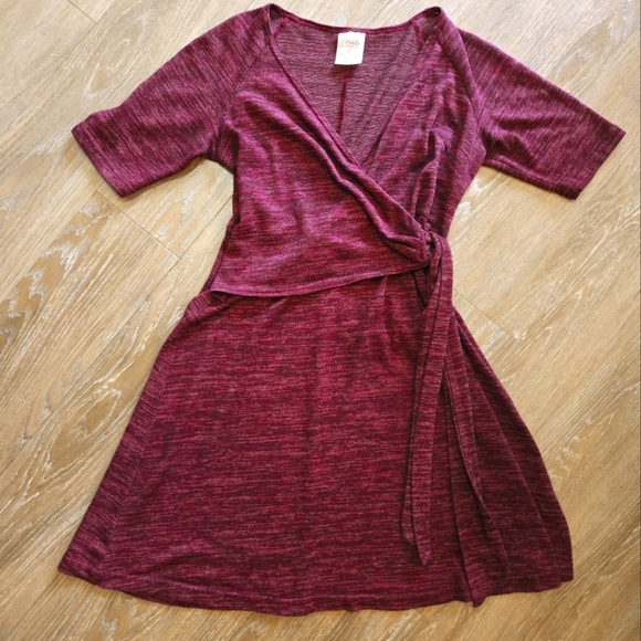 ✨️HOST PICK✨️ 🇨🇦 Made in Toronto Palette by Laura-Jean A-Line Wrap Knit Dress - Picture 2 of 11